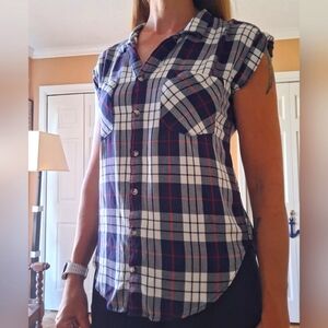 Capped sleeve, button-up, plaid shirt